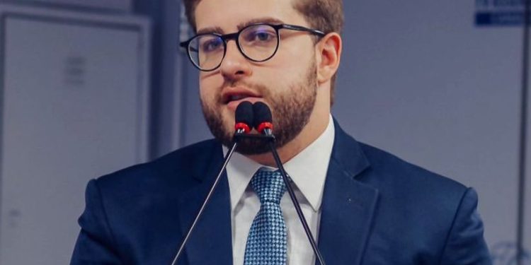 Guilherme de Castro dará nome a Secretaria Legislativa da ALPB