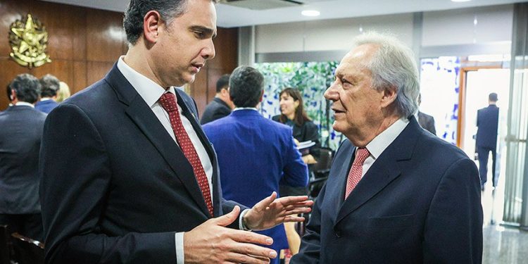 Nova lei do impeachment será debatida pela CCJ nesta quarta