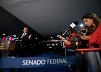 Pacheco apresenta PEC que criminaliza posse de qualquer quantidade de drogas