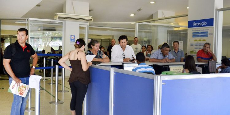 INSS começa a ligar hoje para segurados anteciparem perícia