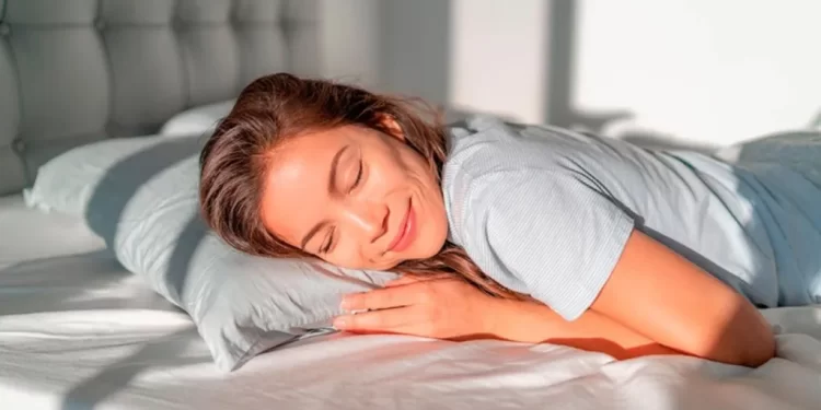 Especialista do Instituto do Sono ensina como dormir bem no calor