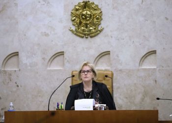 Rosa Weber defende atuação do STF durante julgamento de réus do 8/1
