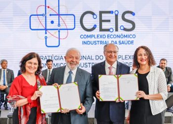 “Nós estamos criando um país”, diz Lula sobre Complexo Econômico-Industrial da Saúde