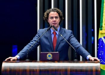 Veneziano anuncia avanços nas obras da BR-230 na Paraíba