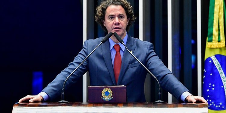 Veneziano anuncia avanços nas obras da BR-230 na Paraíba