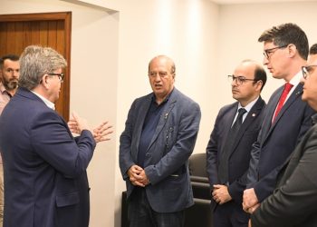 Em visita de cortesia a João Azevêdo, ministro do TCU elogia boas práticas de governança implantadas na Paraíba