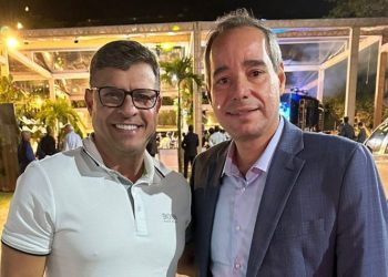 Vitor Hugo migra para o Avante e passa a presidir o partido na Paraíba
