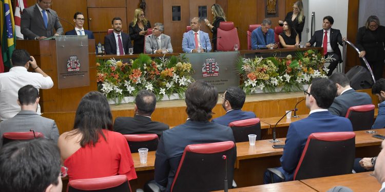 CMJP comemora dez anos de carreira dos procuradores municipais de João Pessoa