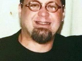 Morre o jornalista Alexandre Torres, aos 70 anos