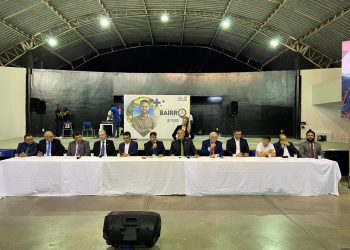 Em Mangabeira, vereadores ouvem pedidos da população sobre a zona sul
