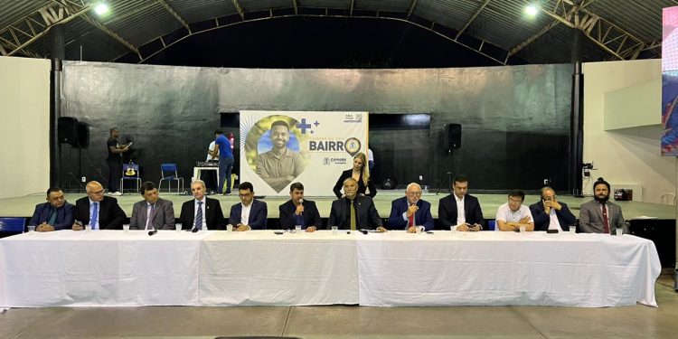Em Mangabeira, vereadores ouvem pedidos da população sobre a zona sul