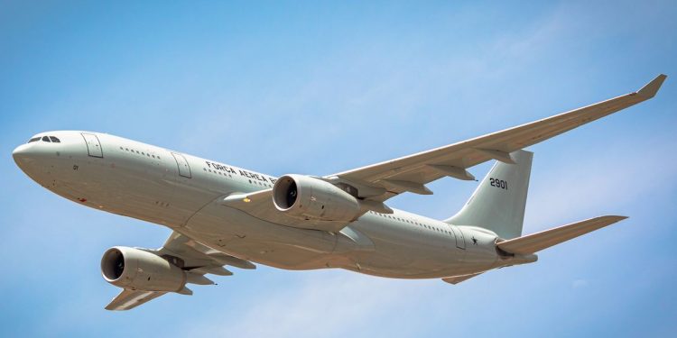 Chega ao Brasil 8º voo de repatriação de brasileiros vindos de Israel