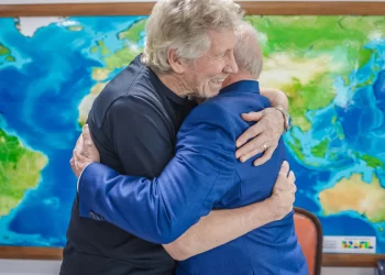 Lula e Roger Waters conversam sobre política e música em Brasília