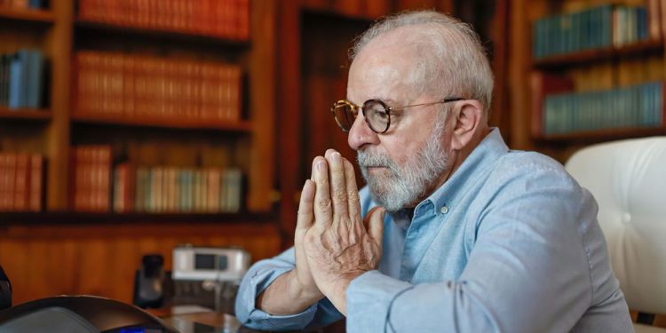 Lula pede apoio de presidentes do Egito e da Autoridade Palestina