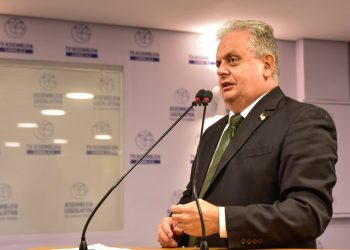 Bosco Carneiro pede ao governo atendimento 24 horas nas delegacias da mulher na Paraíba