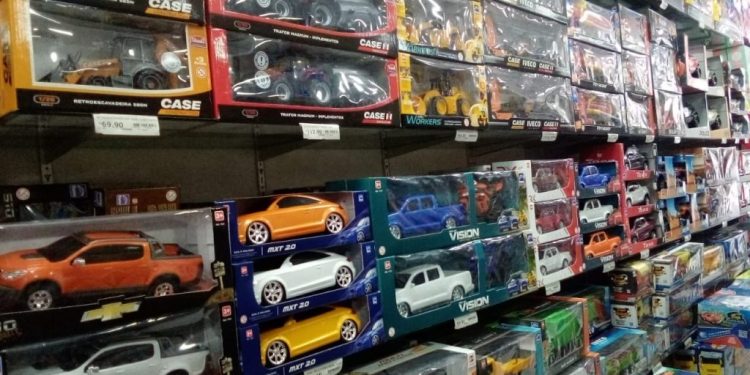 Procon-JP alerta para os cuidados necessários na compra dos brinquedos para o Dia das Crianças