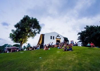 Circulador Cultural traz show de Escurinho e mistura ritmos, cordel e grafite neste domingo
