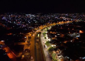 Programa ‘Iluminar’ alcança a marca de mais de 350 ruas com iluminação em LED, em Campina Grande