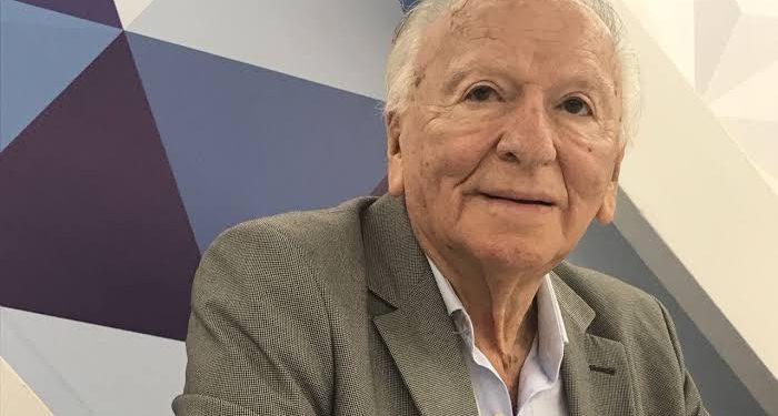 Até Enivaldo Ribeiro reconhece o espetacular momento do mandato de Veneziano como senador