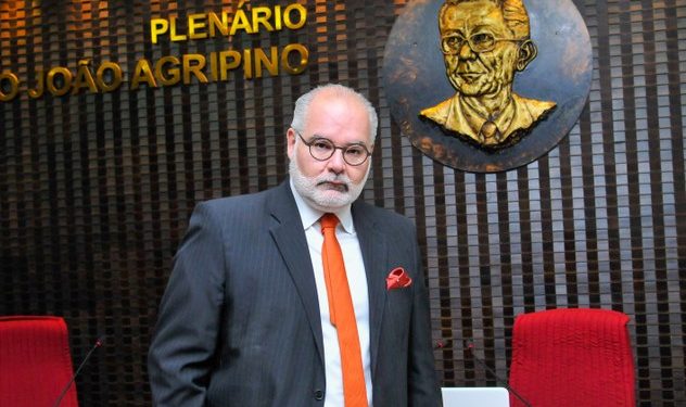 Nomeado novo procurador-geral do Ministério Público de Contas