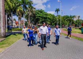 Leo Bezerra coordena ações do programa ‘Bora Cuidar’ no Parque Solon de Lucena