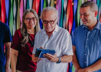 Cícero Lucena autoriza obras de reconstrução e modernização da Escola Ana Cristina