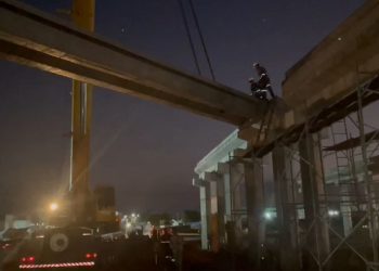 Veneziano confirma que içamento das vigas do 1º viaduto da duplicação da BR 230 em Campina Grande será concluído neste final de semana