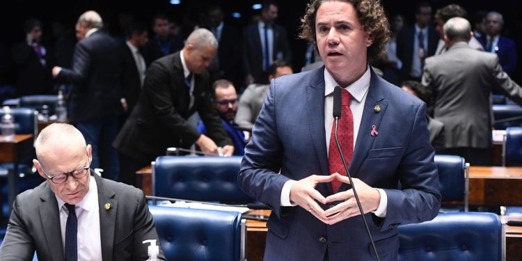 Com voto e “apoio irrestrito” de Veneziano, Senado aprova Política Nacional de Incentivo à Doação de Órgãos; veja o que muda