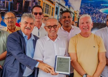 Cícero autoriza obras de pavimentação no Roger, Treze de Maio e Expedicionários, que terão 100% de ruas calçadas