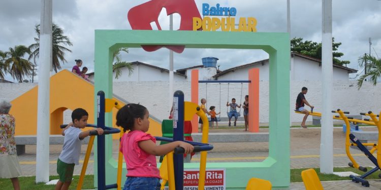 Emerson Panta entrega praça no Bairro Popular e antecipa mais obras