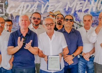 Cícero Lucena autoriza pavimentação de sete ruas em Cruz das Armas