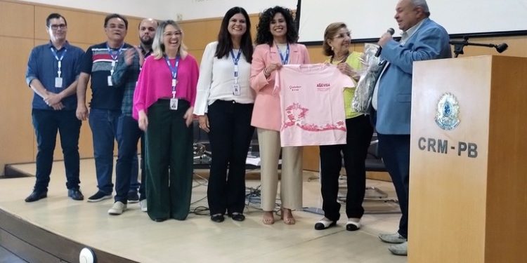 Agevisa capacita especialistas sobre qualidade de imagem no combate ao câncer de mama