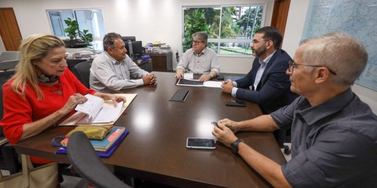 Governador apresenta prioridades para o Plano de Turismo do Estado da Paraíba