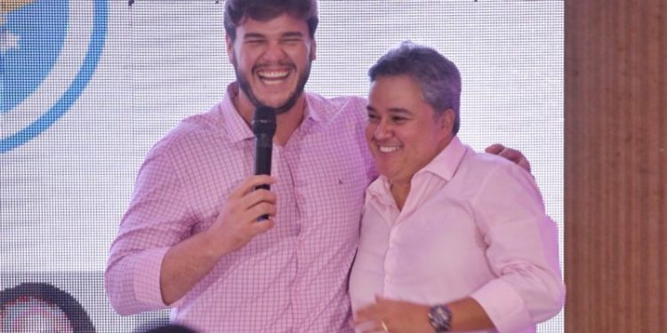 Efraim Filho anuncia filiação de Bruno Cunha Lima ao União Brasil