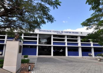 UFCG abre 99 vagas para professor efetivo em diversas áreas