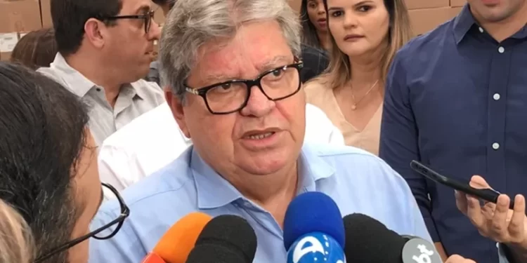 João afirma que “existe possibilidade” de diálogo com o PDT