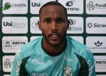 Jogador de futebol é preso na Paraíba por suspeita de ser mandante de homicídio