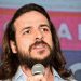 Pedro, mais uma vez, demonstra irritação com aproximação entre Tovar e João