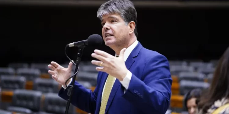 Ruy Carneiro assume relatoria da LOA 2024 no Congresso Nacional