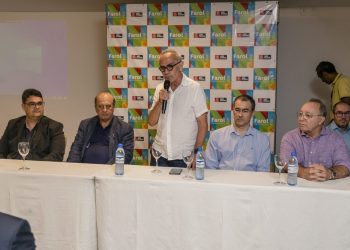 Cícero destaca responsabilidade pública em evento para entrega de Plano de Integridade a secretarias com a presença de ministro do TCU