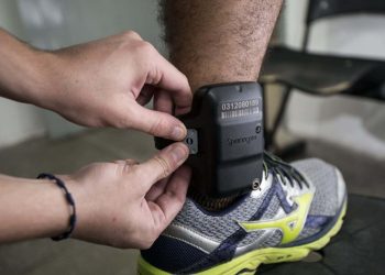 Agressores de mulheres na Paraíba serão monitorados por tornozeleira eletrônica