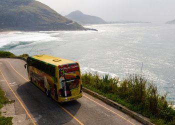Turismo rodoviário registra alta de 80% e cai no gosto do consumidor brasileiro