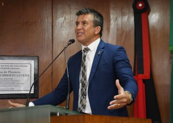 Vereador convida a população a debater crença e cidadania nesta segunda-feira