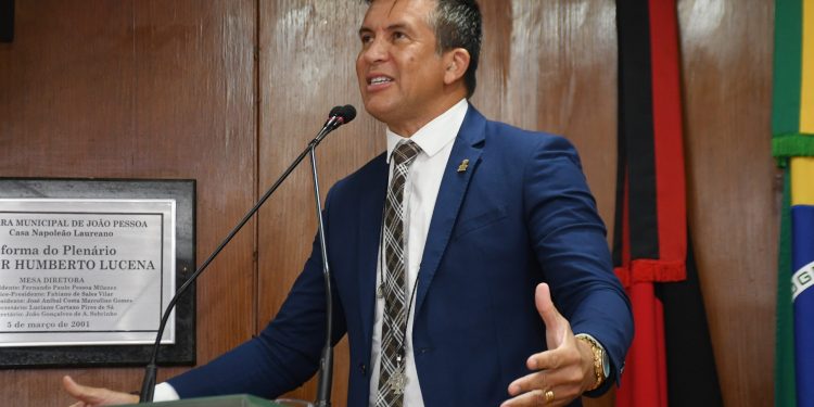 Vereador convida a população a debater crença e cidadania nesta segunda-feira