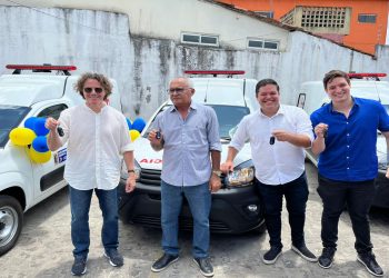 Prefeitura de Pedras de Fogo adquire sete ambulâncias para atender unidades de saúde