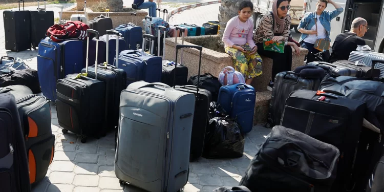 Brasileiros ficam fora da 5ª lista de autorizados a deixar Gaza