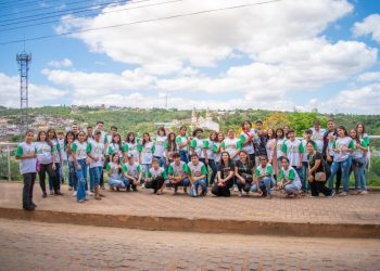 Adolescentes do NACAD-Picuí visitam a cidade de Bananeiras