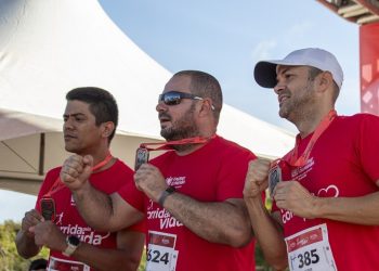 Corrida Pela Vida atrai mais de mil pessoas no feriado de Proclamação da República, na Capital