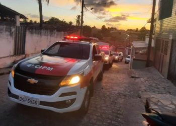 Reforço policial em Bayeux apreende arma de fogo