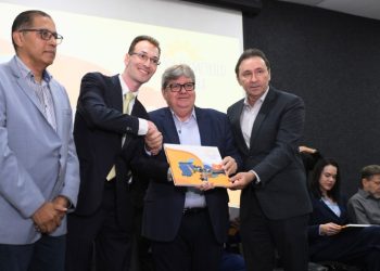 Governador apresenta Atlas Solarimétrico e destaca importância da ferramenta para atração de novos investimentos